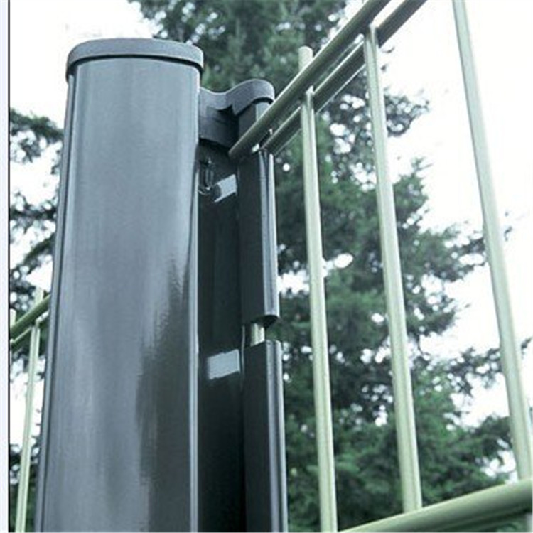 桃形柱護欄網(wǎng)案例展示圖片4 桃形柱護欄網(wǎng)案例展示圖片4