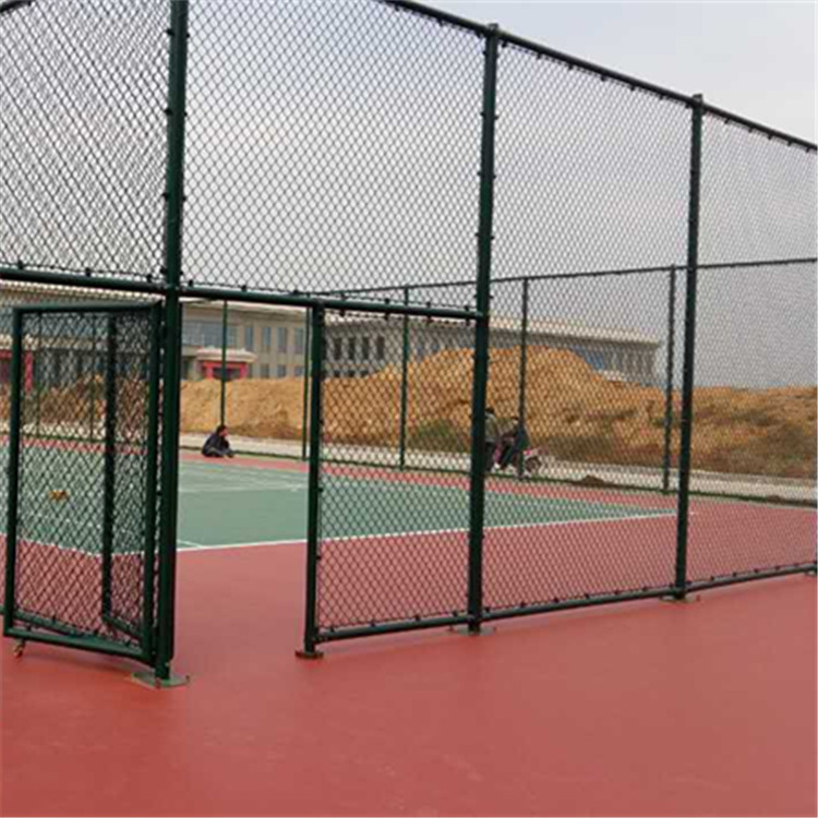 籠式足球場圍網案例展示圖片4 籠式足球場圍網案例展示圖片4