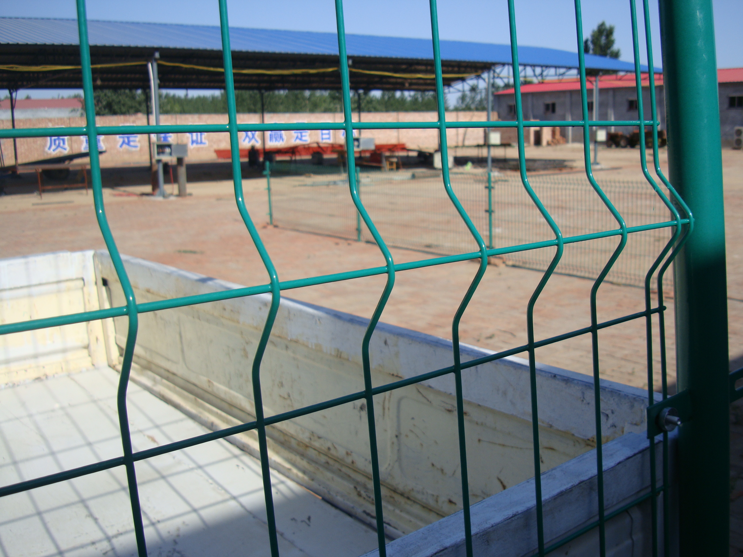 公路護欄網(wǎng)圖片3 公路護欄網(wǎng)圖片3